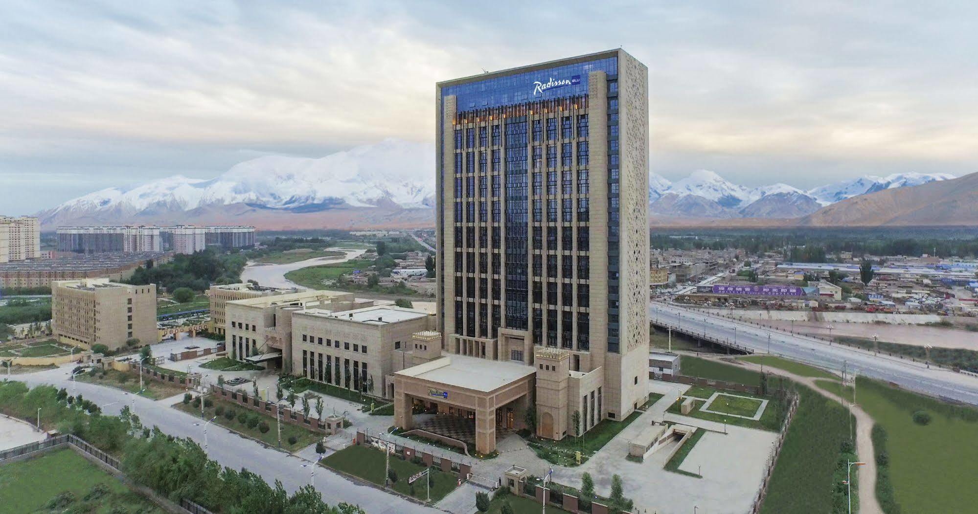 Radisson Blu Hotel Kashgar Exterior photo